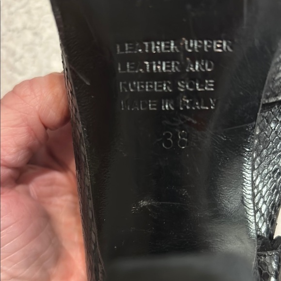 Anyi Lu Italian Black Leather Heels with Scalloped Design - Picture 7 of 7